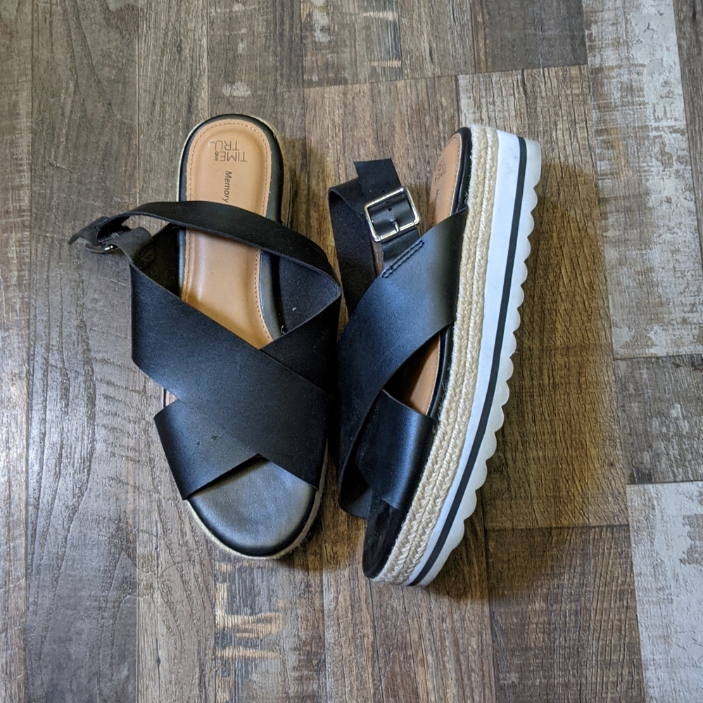 NWOT platform sandals